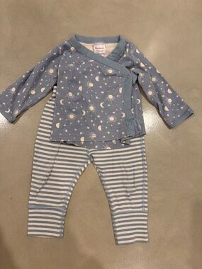 Hanna Andersson Blue Moon & Star Wrap Pajama Set
